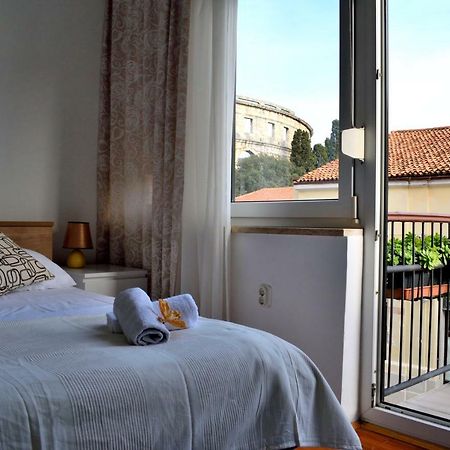 Amphitheatre Apartments Pula Ngoại thất bức ảnh