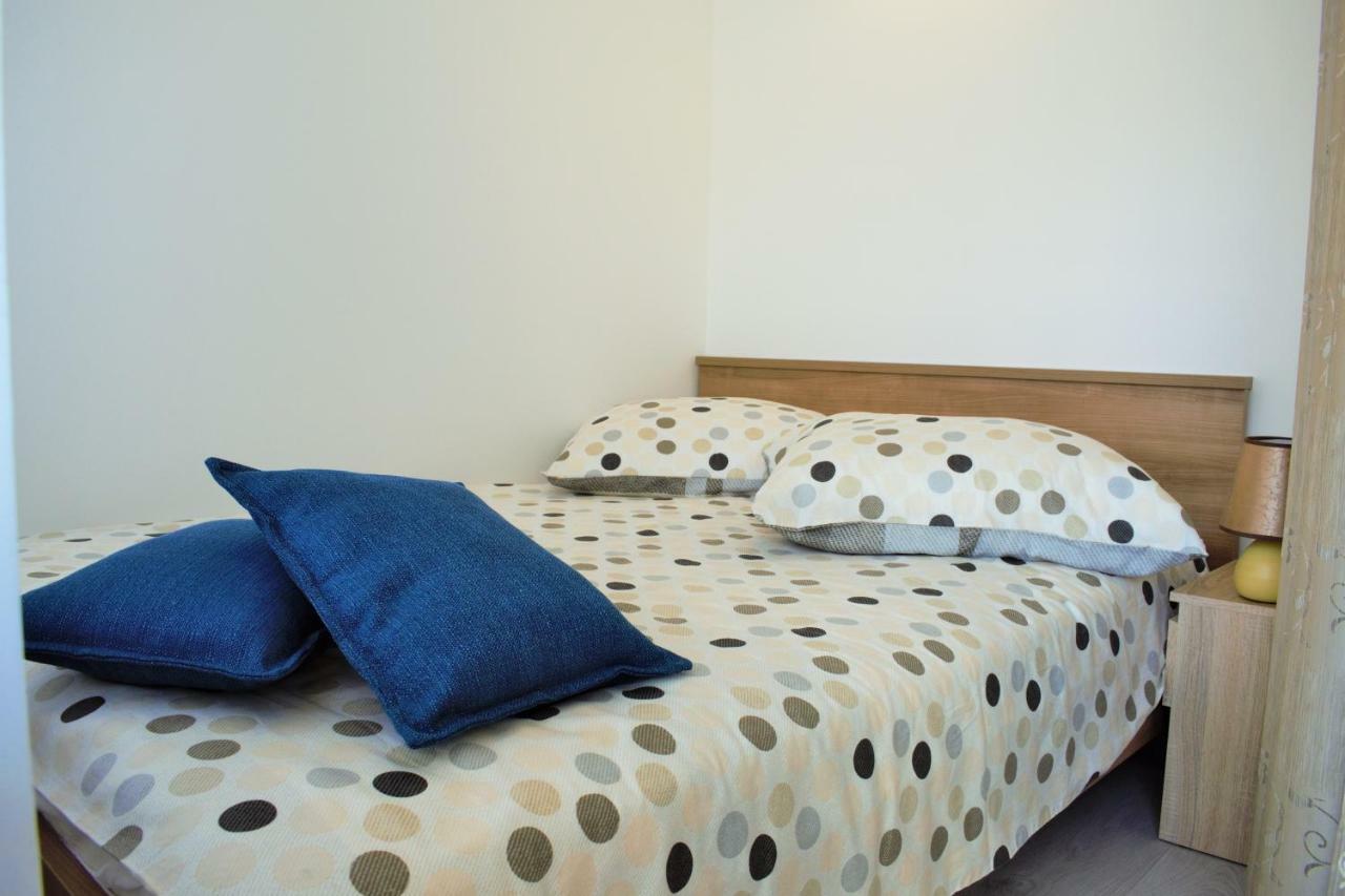 Amphitheatre Apartments Pula Ngoại thất bức ảnh