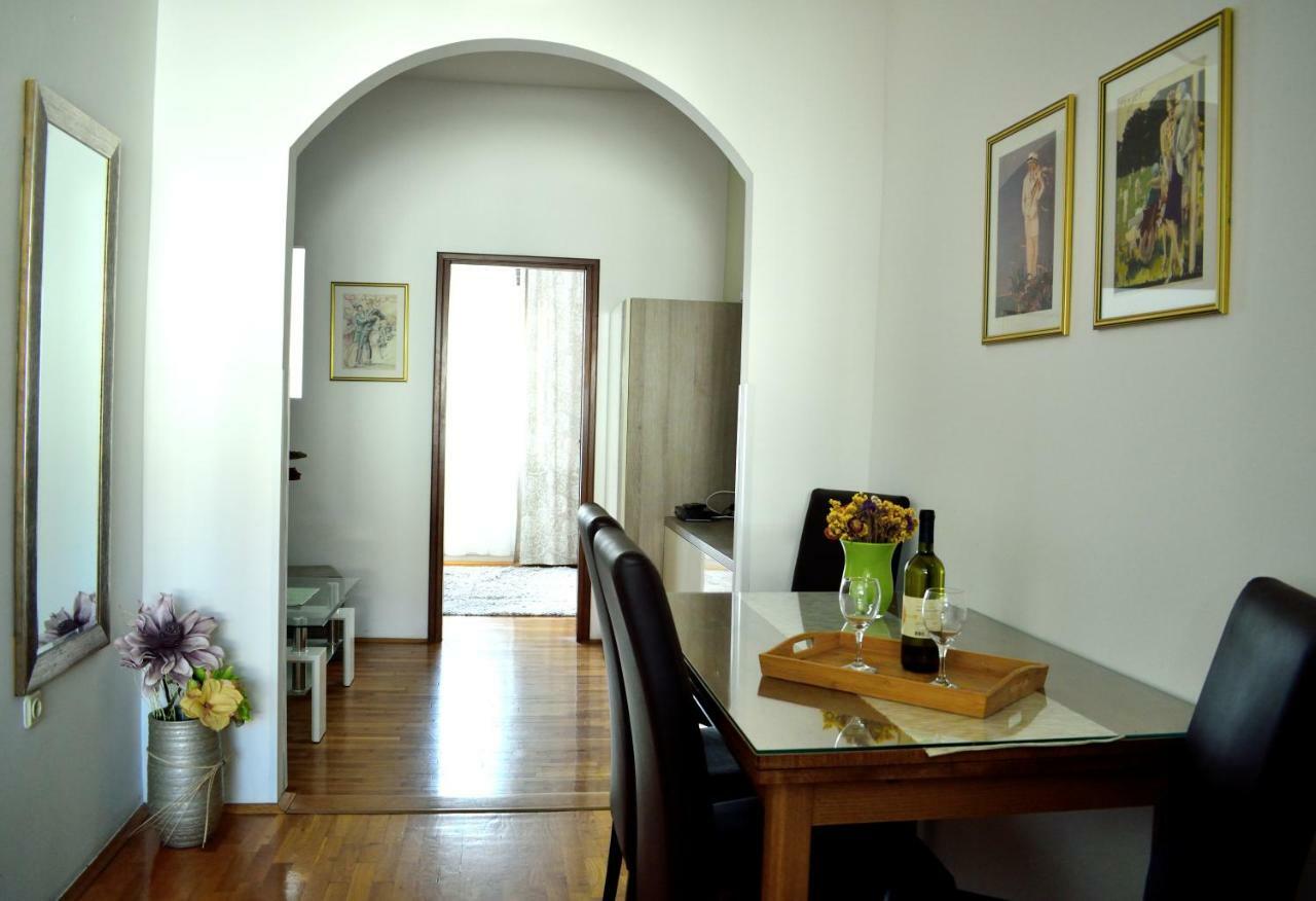 Amphitheatre Apartments Pula Ngoại thất bức ảnh
